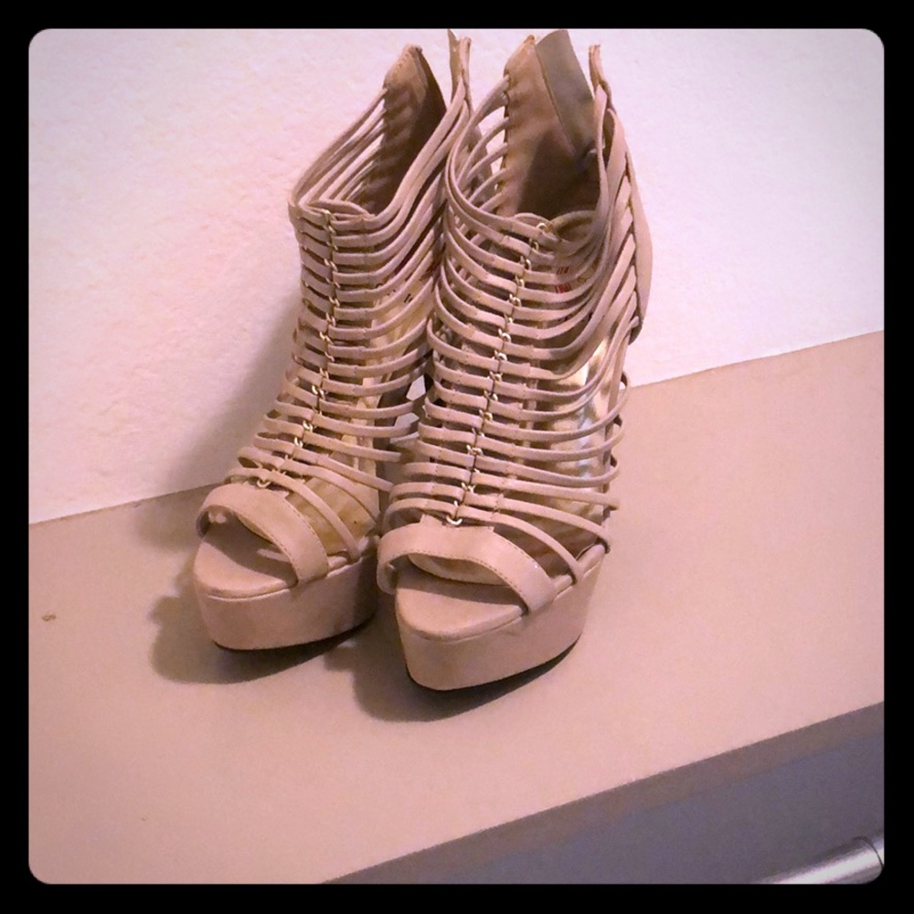 Sandal heels